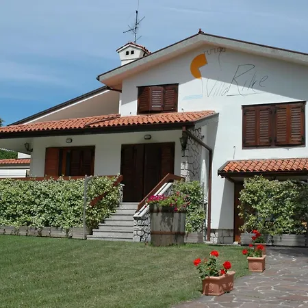 לינה וארוחת בוקר Rilke 4*